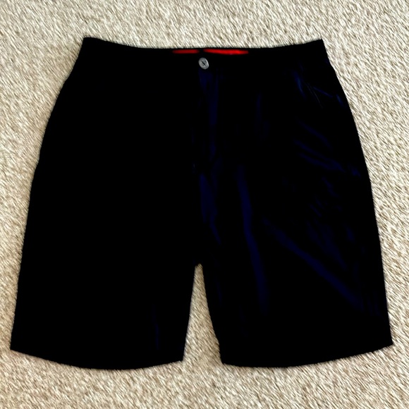 Men’s Under Armour Sz 36 Black Shorts - Picture 1 of 4